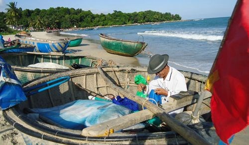 Nguy cơ mai một nghề cá xa bờ ở những làng chài ven biển (28/9/2016)